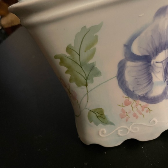 Tracy Porter Hand painted Napkin Holder - Picture 4 of 7